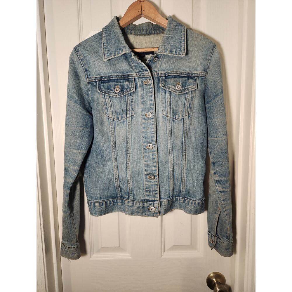 Vintage Y2K Gap Light Denim Trucker Jacket